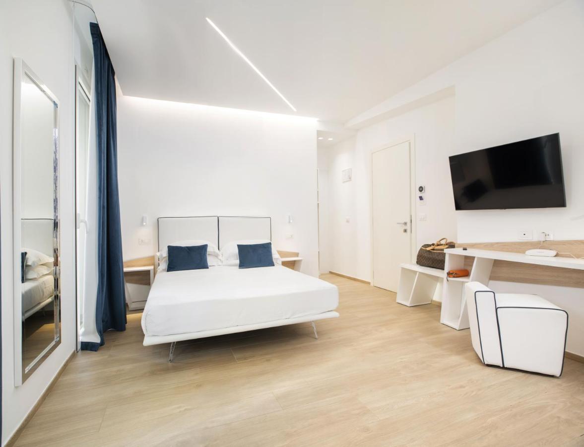 One Design Hotel Rimini Esterno foto
