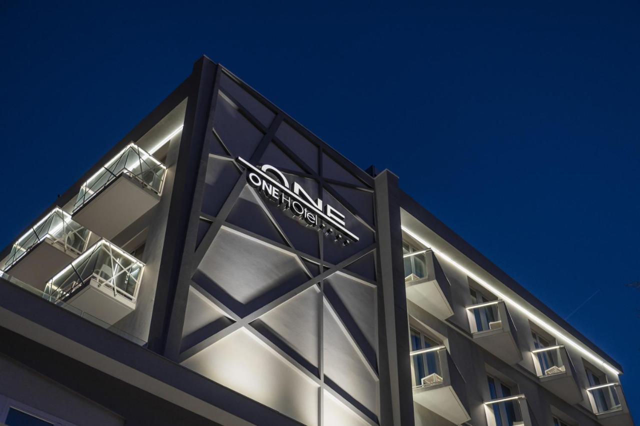One Design Hotel Rimini Esterno foto